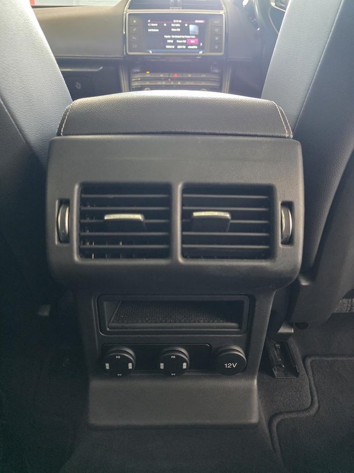 2016 Jaguar F-PACE 20d R-Sport