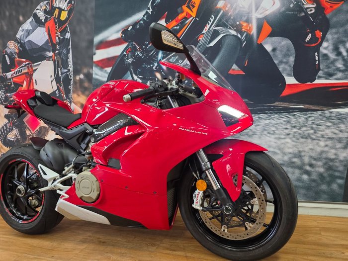 2019 DUCATI PANIGALE V4 RED