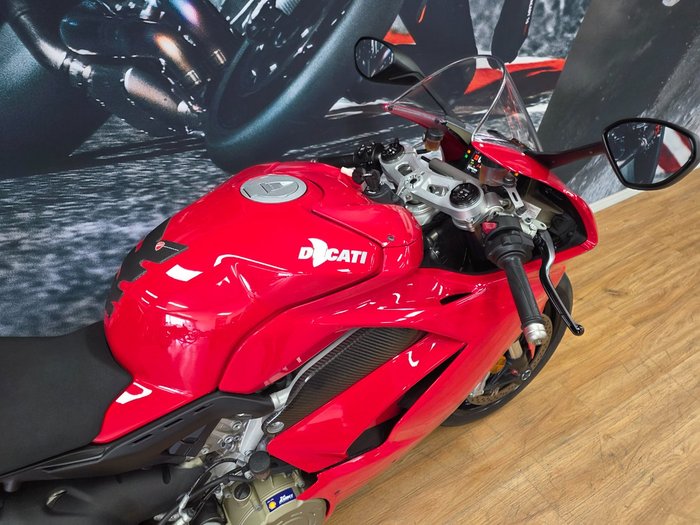 2019 DUCATI PANIGALE V4 RED