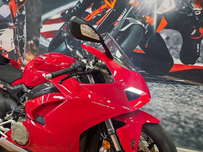 2019 DUCATI PANIGALE V4 RED