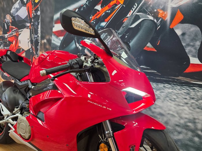 2019 DUCATI PANIGALE V4 RED
