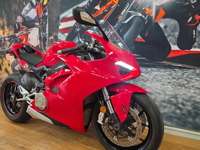 2019 DUCATI PANIGALE V4 RED