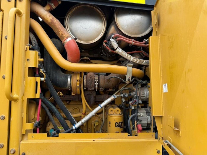 2016 Caterpillar 140M3