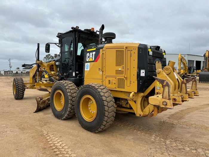 2016 Caterpillar 140M3