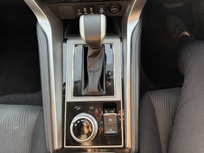 2022 Mitsubishi Pajero Sport