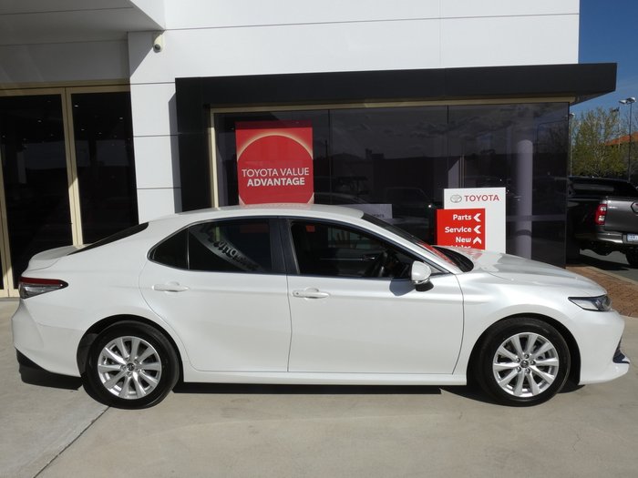 2019 Toyota Camry Ascent