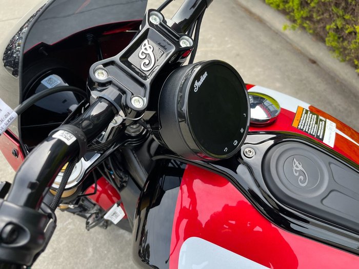 2025 Indian SCOUT 101 Red