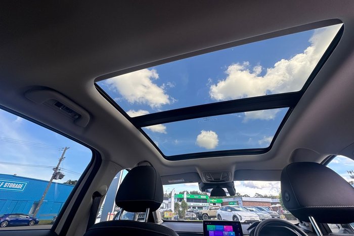 2025 GWM Haval Jolion Ultra Hybrid A02 Hamilton White (9C01)