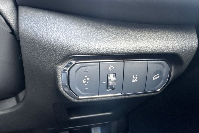 2025 GWM Haval Jolion Ultra Hybrid A02 Hamilton White (9C01)