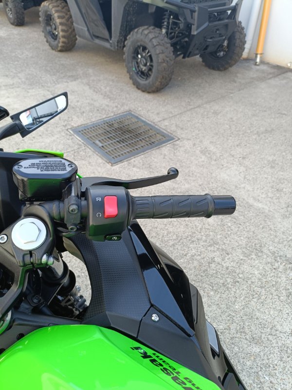 2022 Kawasaki NINJA 400 GREEN