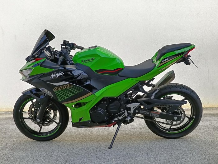 2022 Kawasaki NINJA 400 GREEN