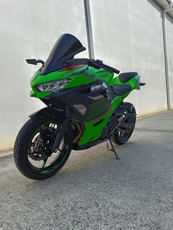 2022 Kawasaki NINJA 400 GREEN