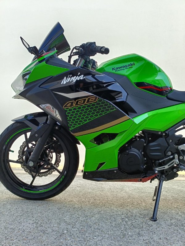 2022 Kawasaki NINJA 400 GREEN