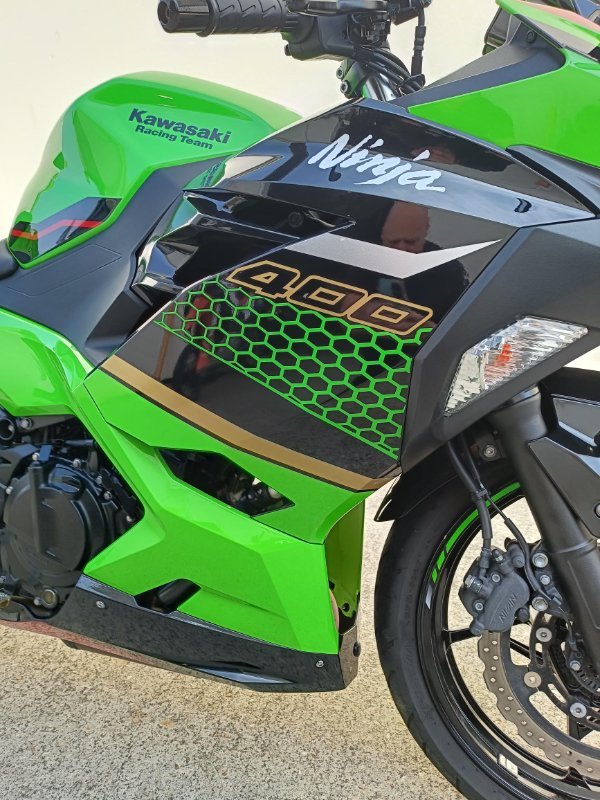 2022 Kawasaki NINJA 400 GREEN