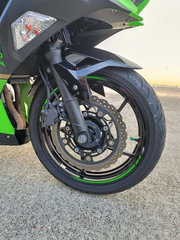 2022 Kawasaki NINJA 400 GREEN