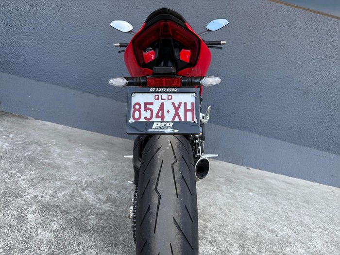 2022 Ducati Streetfighter V2 Streetfighter Red