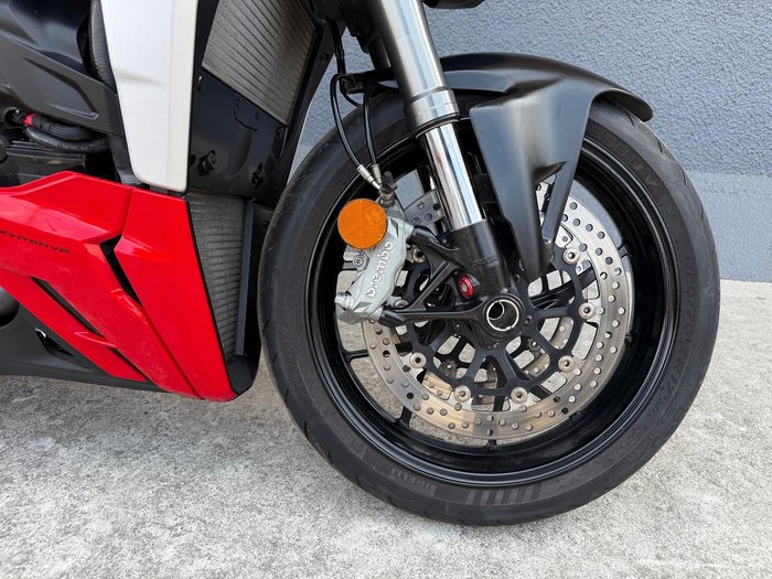 2022 Ducati Streetfighter V2 Streetfighter Red