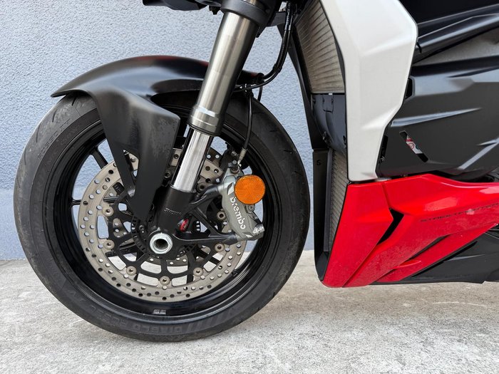 2022 Ducati Streetfighter V2 Streetfighter Red