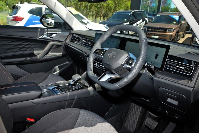 2025 MG HS Super Hybrid Excite