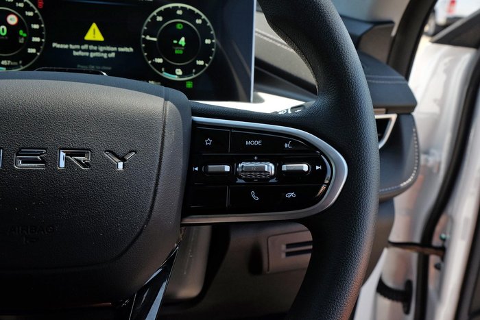 2025 Chery Tiggo 4 Hybrid Urban