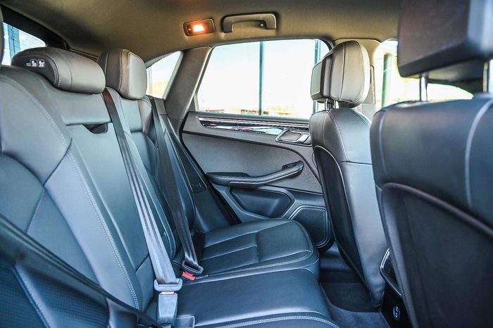 2019 Porsche Macan S