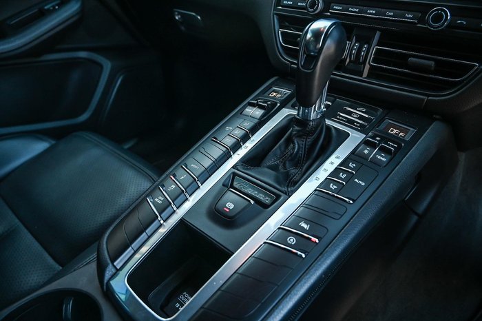 2019 Porsche Macan S