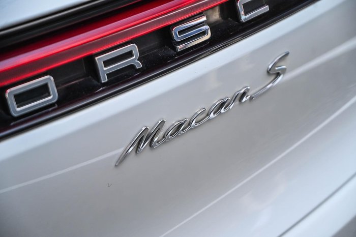 2019 Porsche Macan S