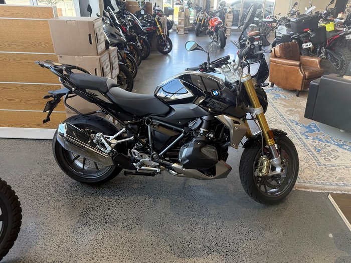 2024 BMW R 1250 R Triple Black R 1250 Black