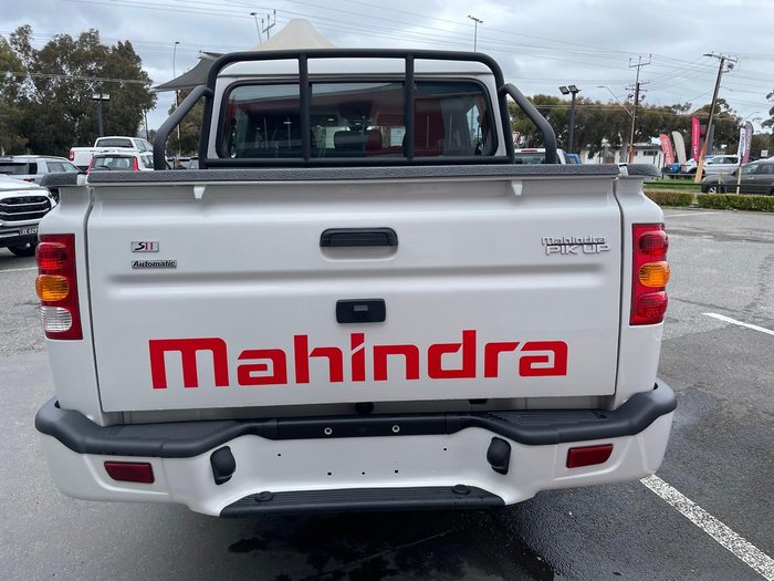 2023 Mahindra PIK-UP S11