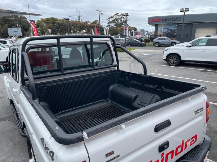 2023 Mahindra PIK-UP S11