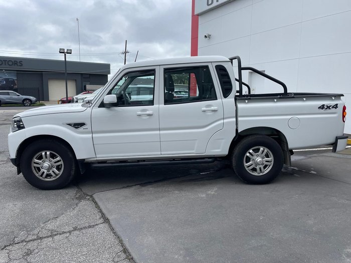 2023 Mahindra PIK-UP S11