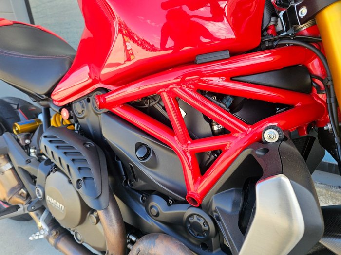 2014 DUCATI MONSTER 1200S Red