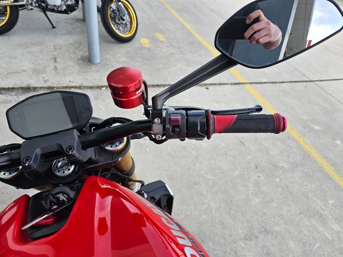 2014 DUCATI MONSTER 1200S Red
