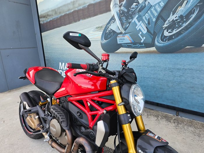 2014 DUCATI MONSTER 1200S Red