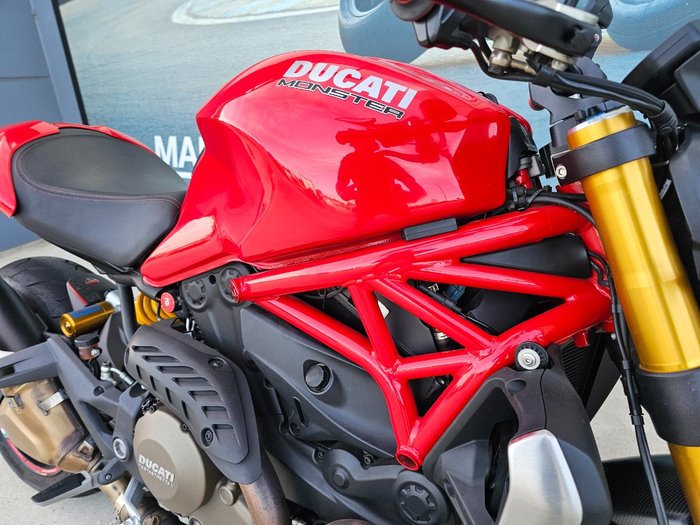2014 DUCATI MONSTER 1200S Red