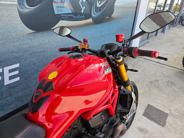 2014 DUCATI MONSTER 1200S Red