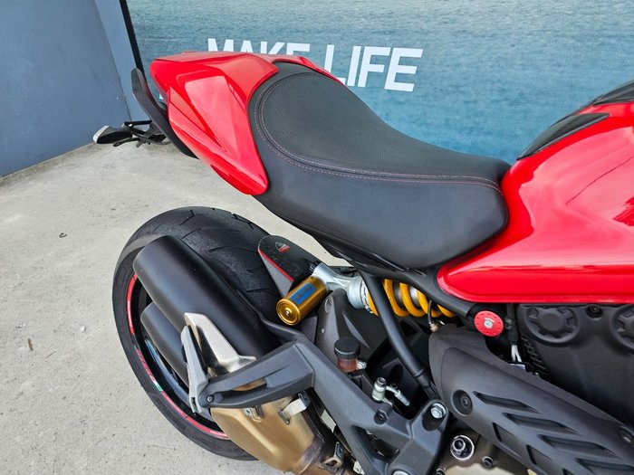 2014 DUCATI MONSTER 1200S Red