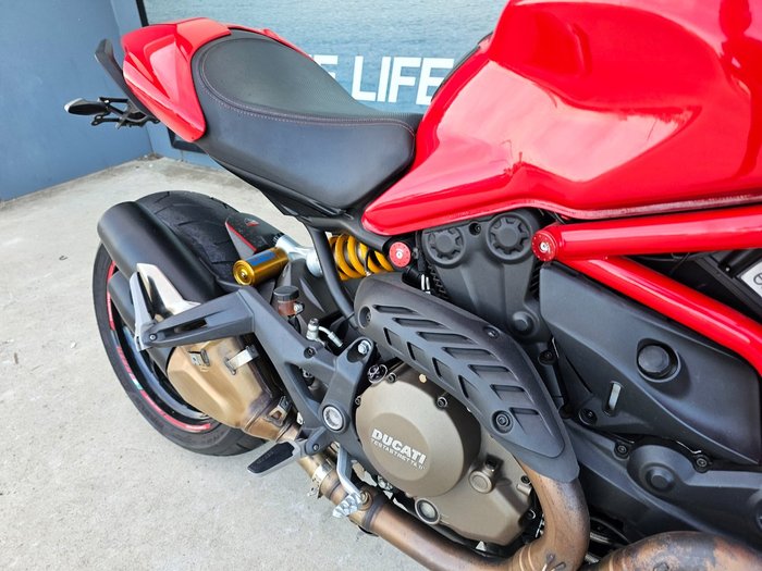 2014 DUCATI MONSTER 1200S Red