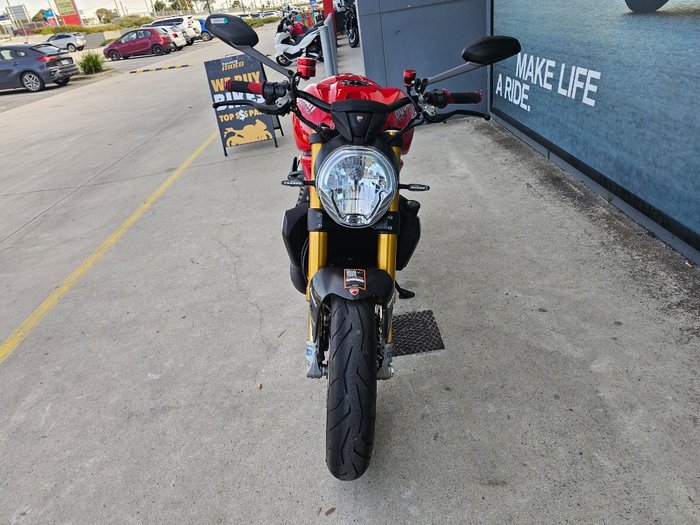 2014 DUCATI MONSTER 1200S Red