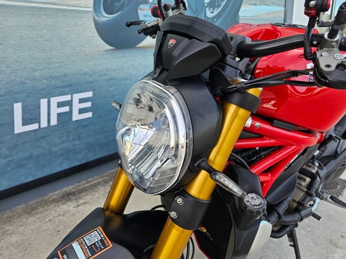 2014 DUCATI MONSTER 1200S Red