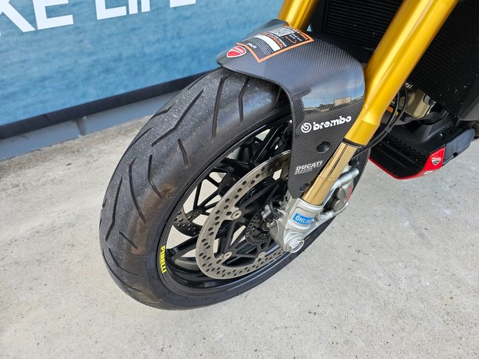 2014 DUCATI MONSTER 1200S Red