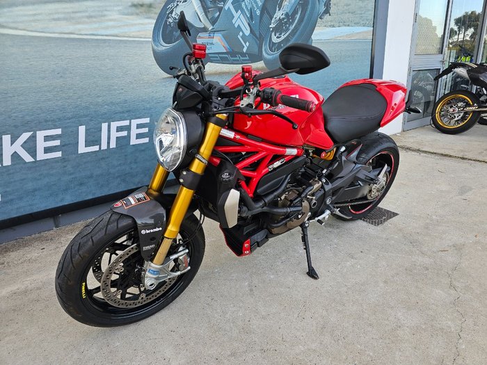 2014 DUCATI MONSTER 1200S Red