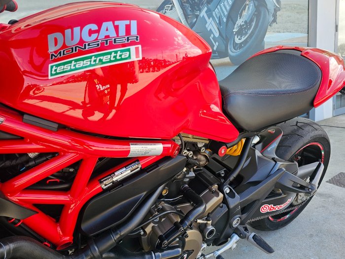 2014 DUCATI MONSTER 1200S Red