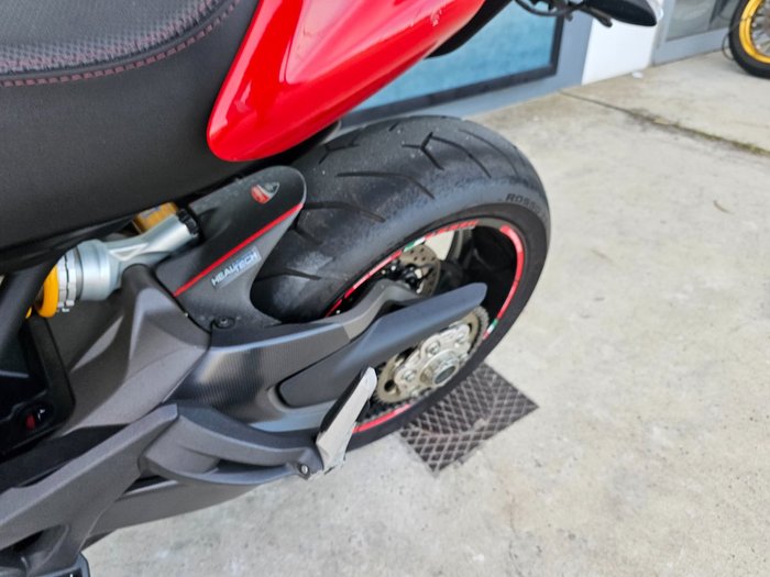 2014 DUCATI MONSTER 1200S Red
