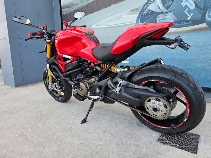 2014 DUCATI MONSTER 1200S Red