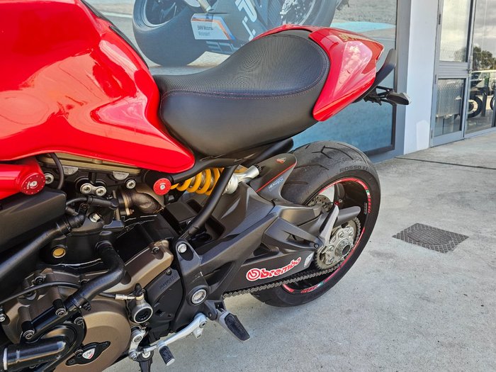 2014 DUCATI MONSTER 1200S Red