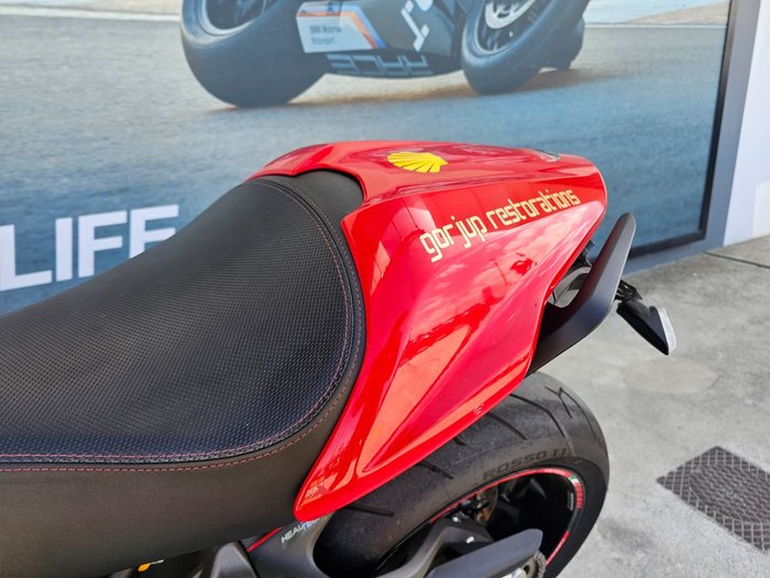 2014 DUCATI MONSTER 1200S Red