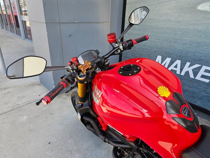 2014 DUCATI MONSTER 1200S Red