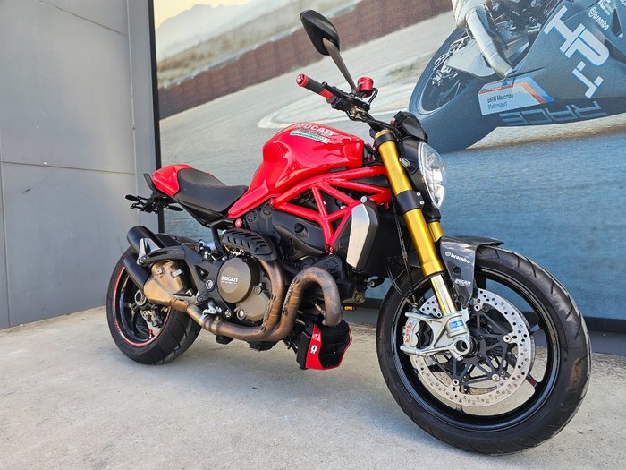 2014 DUCATI MONSTER 1200S Red