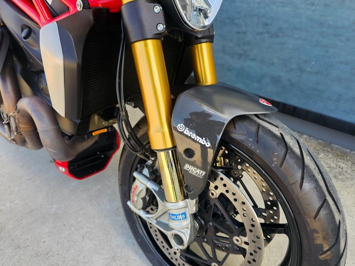 2014 DUCATI MONSTER 1200S Red